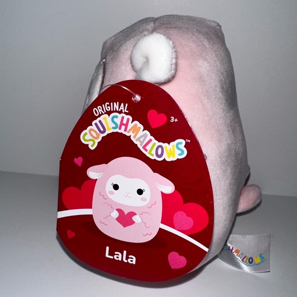 5" Lala the Lamb 2023 Valentine's Squishmallows - Picture 2 of 5